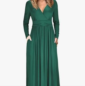 Like New OUGES Green Maxi Dress Small